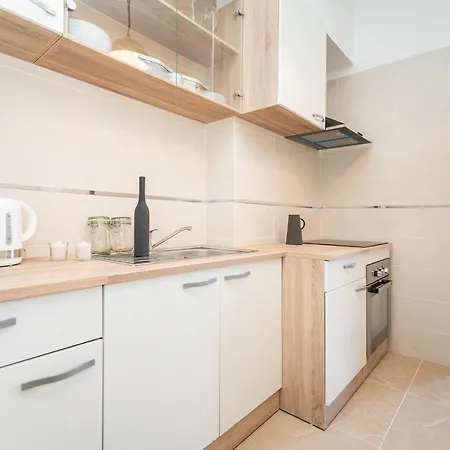 아파트 Charming And Bright Near Campo Pequeno *